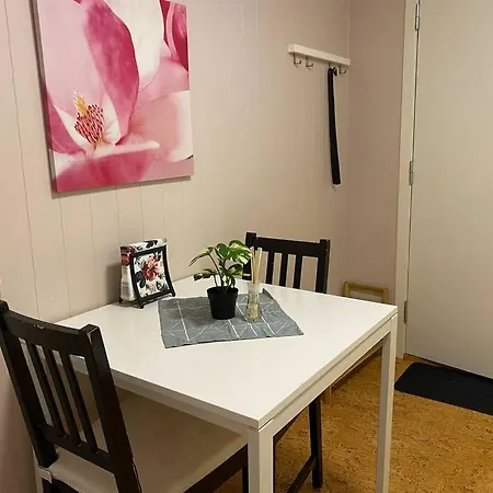 3 Bedroom Near Kristiansand Apartment *