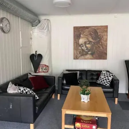Apartment 3 Bedroom Near Kristiansand *